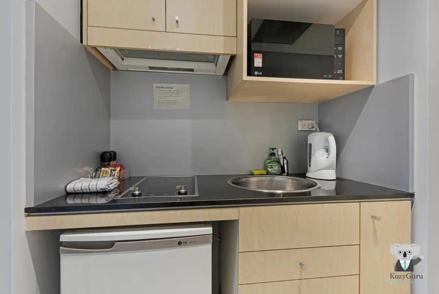 Kozyguru Cbd 2 Bed Nha653-1103 Sydney